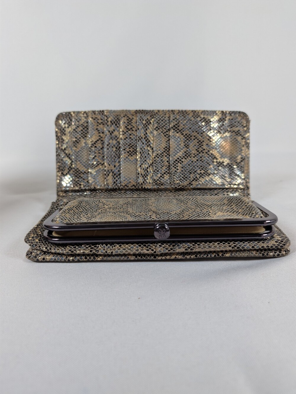 Hobo The Original, Snakeskin-Embossed Leather Kiss-Lock Wristlet Clutch - Picture 7 of 9